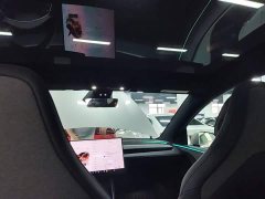 Tesla Model Y L Long Range All-Wheel Drive - ფოტო 14