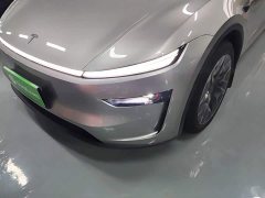 Tesla Model Y L Long Range All-Wheel Drive - ფოტო 18