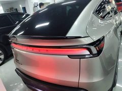 Tesla Model Y L Long Range All-Wheel Drive - ფოტო 4