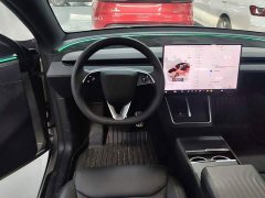 Tesla Model Y L Long Range All-Wheel Drive - ფოტო 7