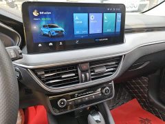 Ford Focus Hatchback EcoBoost 180 Automatic Sport Edition - ფოტო 9