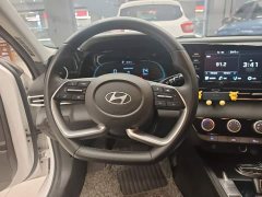 Hyundai Elantra 2023 1.5L CVT GLX Elite - ფოტო 3