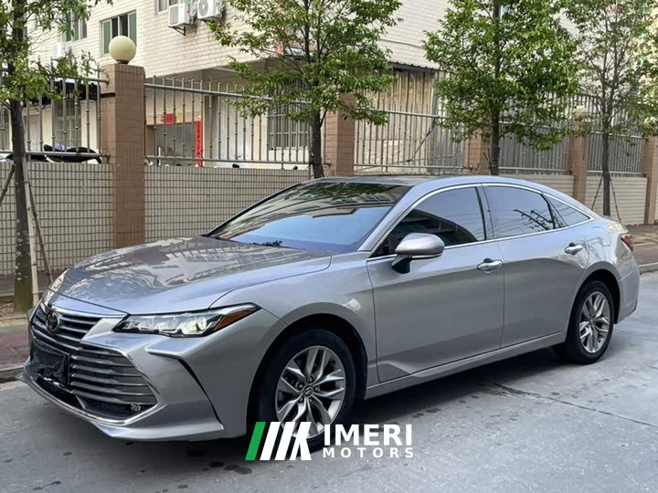 Toyota Avalon 2.5L Luxury - ავტომობილი ჩინეთიდან