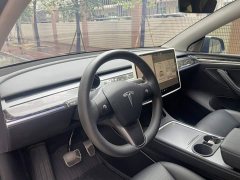 Tesla Model Y Rear-Wheel Drive - ფოტო 14