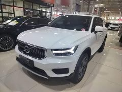 Volvo XC40 T4 AWD Smart Fashion Edition - ფოტო 1