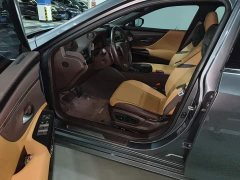 Lexus ES 2020 200 Excellence Edition - ფოტო 14