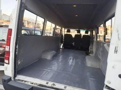 Iveco Daily 2023 2.5T V40 Box Truck Long Wheelbase Mid-Roof Dual Wheels Side Sliding Door 2-3 Seater - ფოტო 12