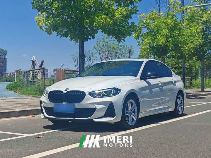 BMW 1 Series 120i M Sport Night Edition - ავტომობილი ჩინეთიდან