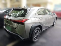 Lexus UX New Energy 2020 300e Pure Joy Edition - ფოტო 10
