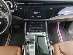 Audi Q7 45 TFSI quattro S line Sport - ფოტო 9