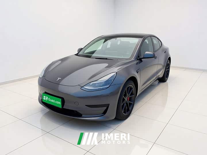 Tesla Model 3 Rear-Wheel Drive