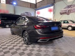 Volkswagen Sagitar 300TSI DSG Excellence Edition - ფოტო 11