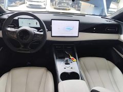 BYD Dolphin 06 DM-i Smart Drive 120KM Premium Edition - ფოტო 6
