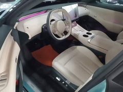 Xiaomi YU7 Four-Wheel Drive Max Edition - ფოტო 12