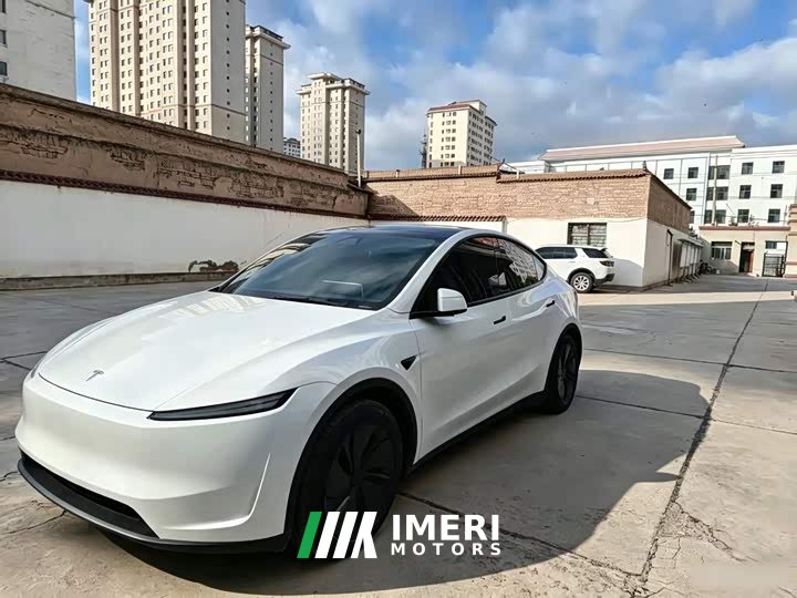 Tesla Model Y Facelift Long Range All-Wheel Drive