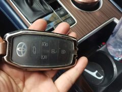 Toyota Sienna 2021 2.5L Hybrid Luxury - ფოტო 12