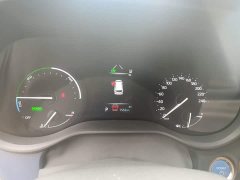 Toyota Sienna 2021 2.5L Hybrid Luxury - ფოტო 4