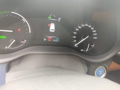 Toyota Sienna 2021 2.5L Hybrid Luxury - ფოტო 5