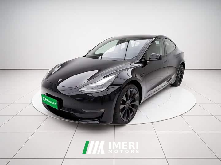 Tesla Model Y Long Range All-Wheel Drive