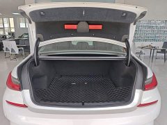 BMW 3 Series Facelift 320Li M Sport Package - ფოტო 15