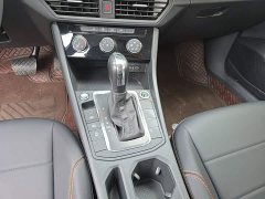 Volkswagen Bora 200TSI DSG Comfort Navigation Edition - ფოტო 10