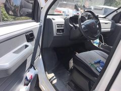 Wuling Yangguang 300km Comfort Passenger Van 60kW - ფოტო 14