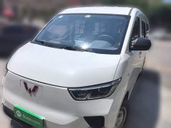 Wuling Yangguang 300km Comfort Passenger Van 60kW - ფოტო 2
