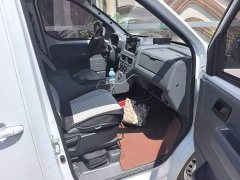 Wuling Yangguang 300km Comfort Passenger Van 60kW - ფოტო 20