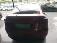 Tesla Model Y Long Range All-Wheel Drive - ფოტო 4