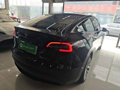 Tesla Model Y Standard Range RWD - ფოტო 5