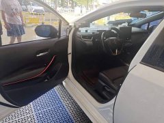 Toyota Corolla Hybrid 1.8H E-CVT Sport - ფოტო 14