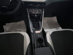 Buick Polo 2019 Plus 1.5L Automatic Colorful Tech Edition - ფოტო 10