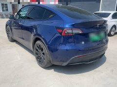 Tesla Model Y Long Range All-Wheel Drive - ფოტო 5