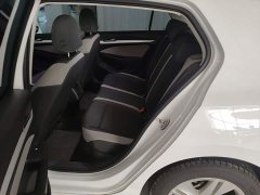 Volkswagen Golf 200TSI DSG - ფოტო 13