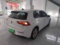 Volkswagen Golf 200TSI DSG - ფოტო 5