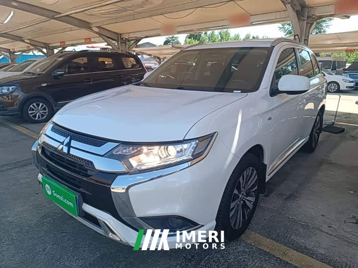 Mitsubishi Outlander 2.0L FWD Comfort 5-Seater - ავტომობილი ჩინეთიდან