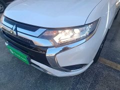 Mitsubishi Outlander 2.0L FWD Comfort 5-Seater - ფოტო 18