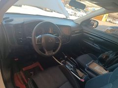 Mitsubishi Outlander 2.0L FWD Comfort 5-Seater - ფოტო 6