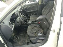 Volkswagen Lavida 280TSI DSG Comfort - ფოტო 13