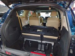 Toyota Gravia 2.5L Hybrid Premium Welfare Plus Edition - ფოტო 9
