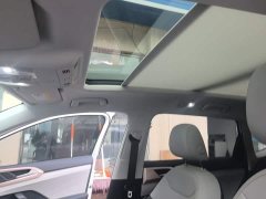 Volkswagen Touareg 300TSI Two-Wheel Drive Full Moon Edition - ფოტო 8