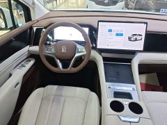 BYD Summer DM-i 1.5T 180km Exceed - ფოტო 10