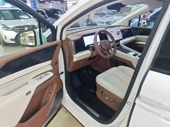 BYD Summer DM-i 1.5T 180km Exceed - ფოტო 13