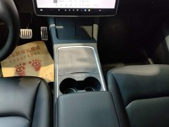 Tesla Model Y Long Range All-Wheel Drive - ფოტო 14