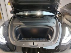 Tesla Model Y Long Range All-Wheel Drive - ფოტო 20