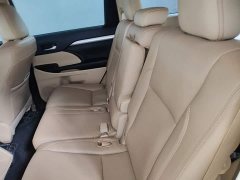 Toyota Highlander 2.0T AWD Elite 7-Seater - ფოტო 13
