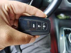 Toyota Corolla 1.8L CVT Luxury - ფოტო 12