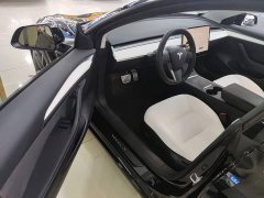 Tesla Model 3 Performance All-Wheel Drive - ფოტო 16