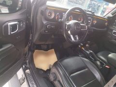 Jeep Gladiator 3.6L Pioneer Edition - ფოტო 13