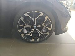 BMW 3 Series 330i 50th Anniversary Limited Edition - ფოტო 12